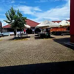 Nove Dvory بيت ضيافة كوتنا هورا